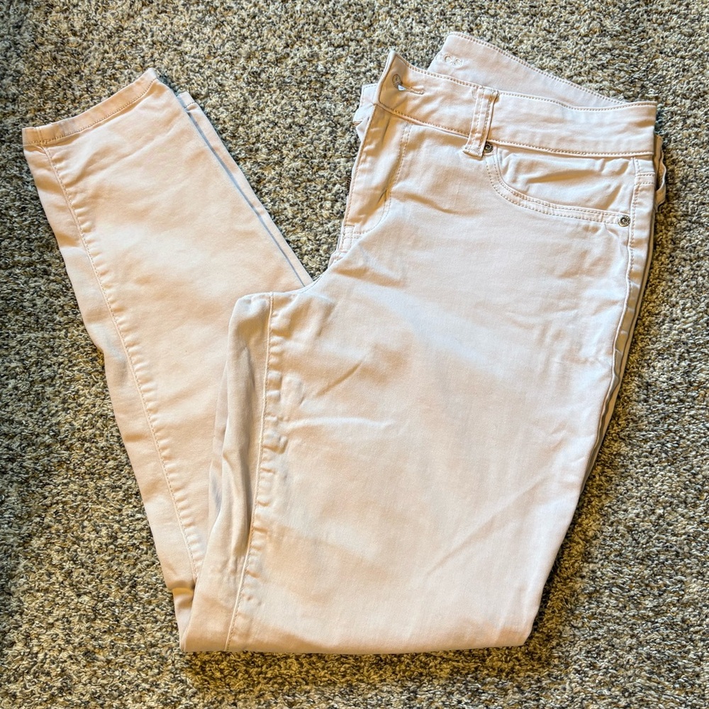 Maurice’s Women's light pink skinny jeans, size Large pants
